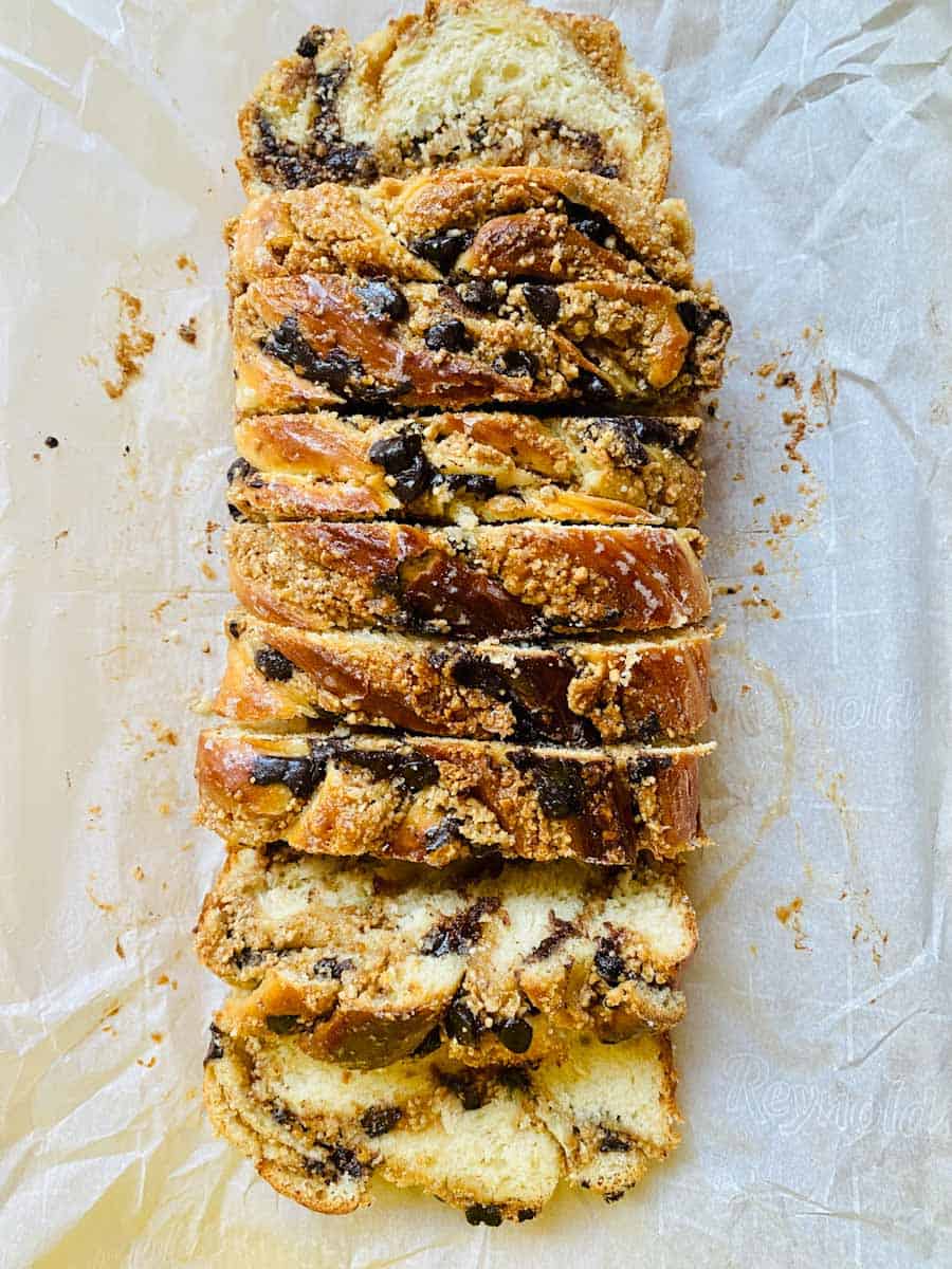 Baked babka sliced and ready to be eaten. It's mouthwatering.