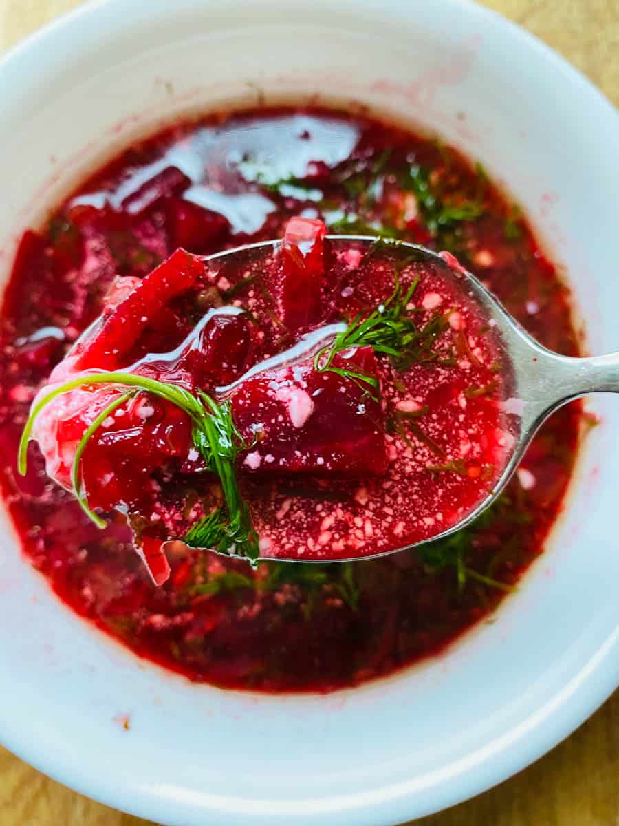 A spoon of borscht!