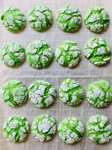 Pandan crinkle cookies with coconut and lime.