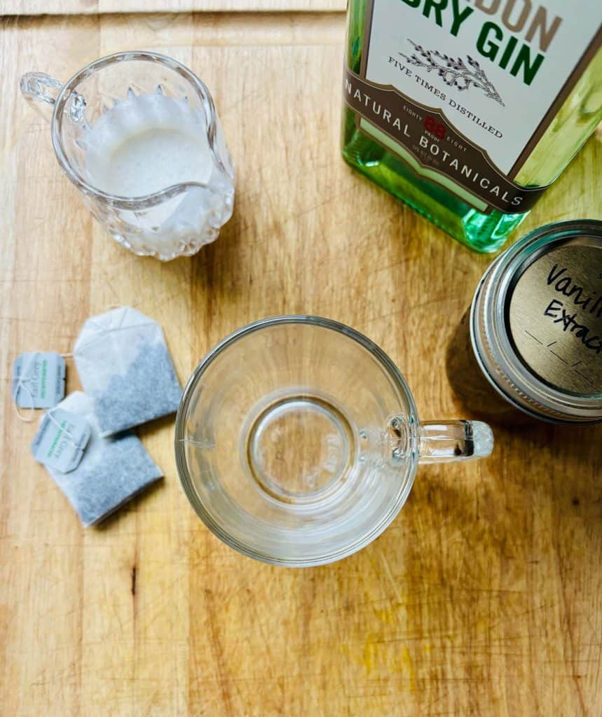 Heavy cream, gin, vanilla, and Earl Grey tea bags.