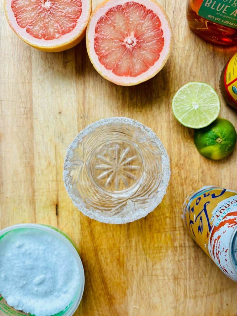 Grapefruit, agave, apple cider vinegar, lime, coconut sparkling water, and salt.