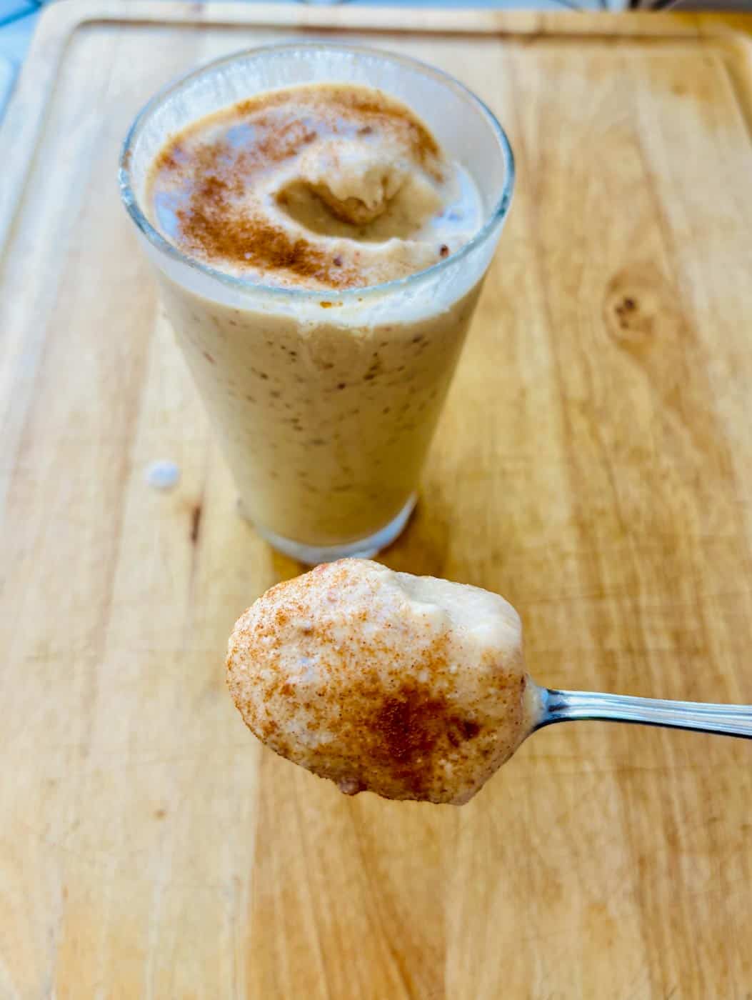 Spoonfull of date shake.