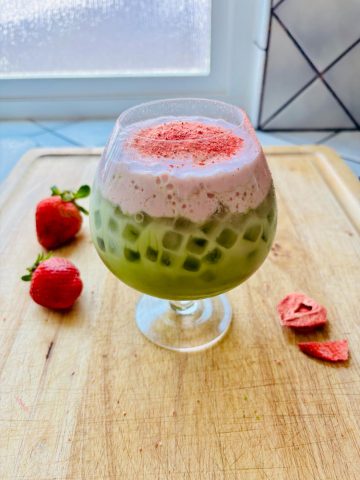 Iced strawberry match latte.